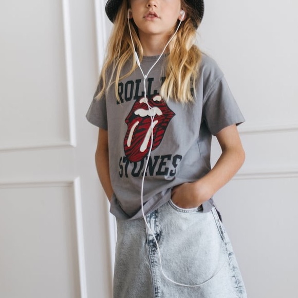 رائع الخداع كاشف rolling stones zara t 